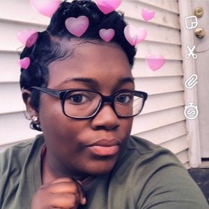 Meet your Posher, Shanel